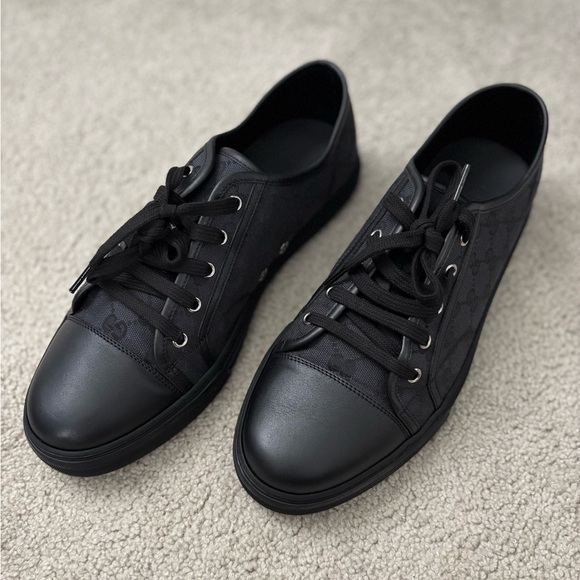 Men’s Gucci Original GG Miro Soft Canvas Sneaker - Picture 5 of 11